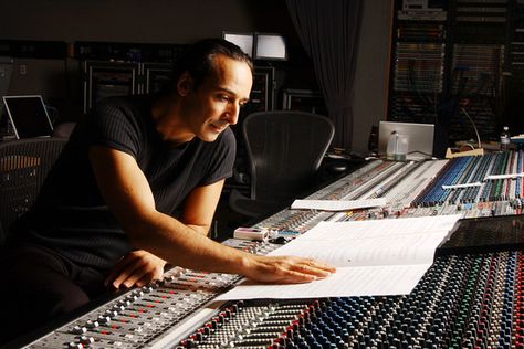 Alexandre Desplat-does some of my favorite scores! Film Composer, Musician Portraits, Film Score, French Films, Film Inspiration, Michelle Williams, Grammy Nominations, Music Composers, The Best Films