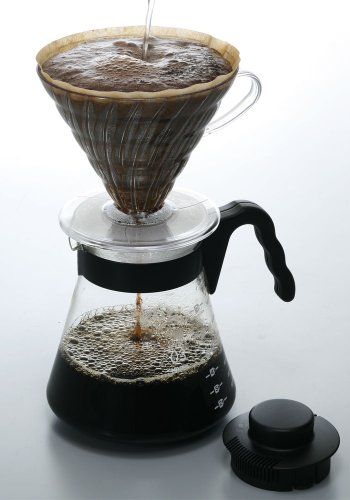 Hario Coffee Server V60 1000 ml Clear Glass - http://teacoffeestore.com/hario-coffee-server-v60-1000-ml-clear-glass/ V 60 Coffee, Hario V60, Coffee Server, Retro Diner, Coffee Store, V60 Coffee, Black Plastic, Diner, Clear Glass