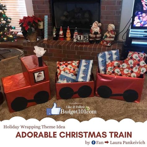 Train Present Wrapping, Christmas Gift Wrapping Train, Christmas Train Gift Boxes, Diy Christmas Present Train, Christmas Train Diy Cardboard Boxes, Christmas Gift Train, Christmas Present Train, Christmas Decorations Dinner Table, Grinchmas Ideas