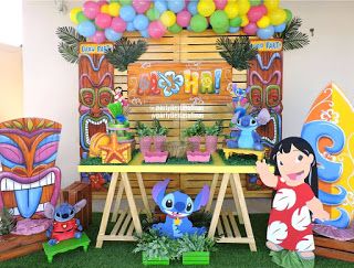 Ideas para decorar una Fiesta de Lilo y Stitch Fiesta Lilo Y Stitch, Unique Gender Reveal Party Ideas, Ideas Para Decorar Una Fiesta, Lilo And Stitch Party, Lilo And Stitch Cake, Stitch Birthday Party, Stitch Party, Luau Baby Showers, Luau Party Decorations