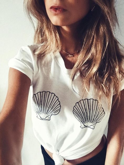 Mermaid Shell Shirt, Mermaid Shell Top, Surfergirl Style, Seashell Bra, Shell Bra, Tumblr T Shirt, Mermaid Shirt, Hippie Shirt, Cute Graphic Tees