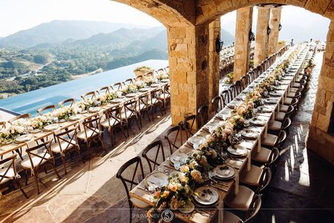 Wedding Venue Review: Malibu Rocky Oaks Estate Malibu Rocky Oaks Wedding, Malibu Rocky Oaks, California Wedding Venue, Southern California Wedding Venues, Plan A Wedding, Malibu Wedding, California Wedding Venues, Wedding Costs, Loire Valley