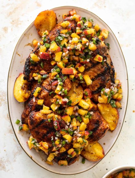 Grilled Peach Jalapeño Chicken, Grilled Recipes Healthy, Easy Healthy Summer Recipes, Peach Chicken Recipes, Peach Dinner Recipes, Summer Chicken Recipes Dinners, Tractor Meals, Summer Grilled Chicken, Grilled Chicken Dinner