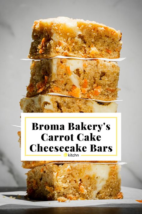 Carrot Cake Cheesecake Food Network, Carrotcake Cheesecake Bars, Carrot Cake Brownies Bar, Carrot Cake Brownie Bars, Carrot Cheesecake Bars, Carrot Cake Squares, Carrot Cheesecake Recipe, Cheesecake Bars Recipes, Carrot Cake Cheesecake Bars