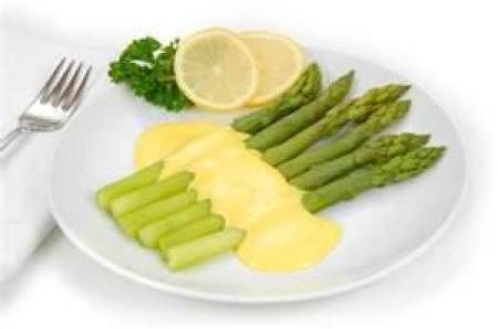 Mock Hollandaise Sauce Recipe Hollandaise Sauce Recipe, Pretzel Crusted Chicken, Easy Hollandaise, Easy Hollandaise Sauce, Egg White Recipes, Menu Sarapan Sehat, Keto Eating, How To Make Lasagna, Sauce Hollandaise