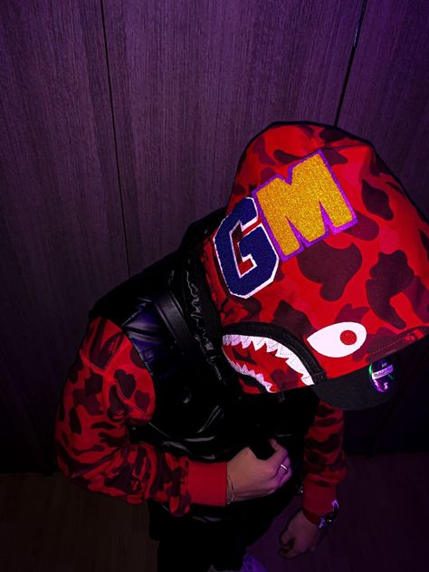 Bape Hoddies, Red Bape Hoodie Outfit, Bape Hoodie Aesthetic, Bape Pfp, Hoodie Aesthetic Boy, Bape Y2k, Bape Star, Bape Shark Hoodie, Bape Outfits