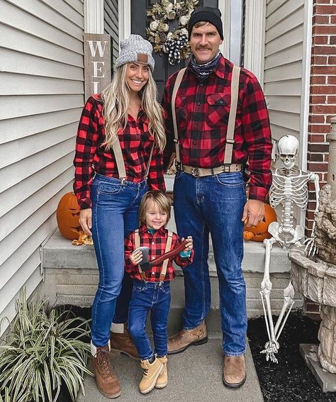 Family Lumberjack Halloween Costumes, Family Western Costumes, Pumpkin Patch Halloween Costume, Western Family Halloween Costumes, Baby Halloween Costumes For Boys Family, Family Cowboy Costumes, Cowboy Family Halloween Costumes, Family Farm Costumes, Farmer Family Halloween Costume