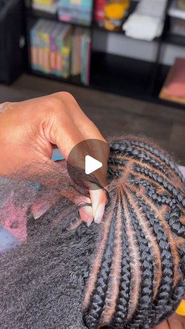 Cornrows For School Natural Hair, Ghana Braids Cornrows Straight Back, Corn Row Hairstyles On Natural Hair, How To Feed Hair Into Cornrows, Feeding Cornrows Braids, Corn Row Braids Tutorial, Adding Hair To Cornrows, Simple Cornrow Ideas Natural Hair, Protective Cornrows For Natural Hair