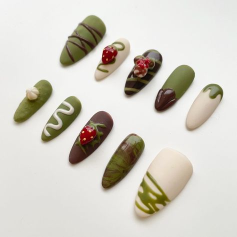 strawberry matcha chocolate 🍓🍵🍫 . . . #nail #nailart #nailsnailsnails #naildesign #nailtech #nailartist #nails2inspire #nailinspiration #nailinspiration #nailarts #pressonnails #pressonnailset #pressonnailsforsale #pressons #pressonnailbusiness #pressonsforsale #pressonsforsale #pressonsets#pressonnails #nailinspo Matcha Inspired Nails, Matcha Nail Art, Matcha Nails Inspiration, Chocolate Strawberry Nails, Strawberry Matcha Nails, Milk Tea Nails, Chocolate Nails Design, Matcha Nail, Matcha Nails