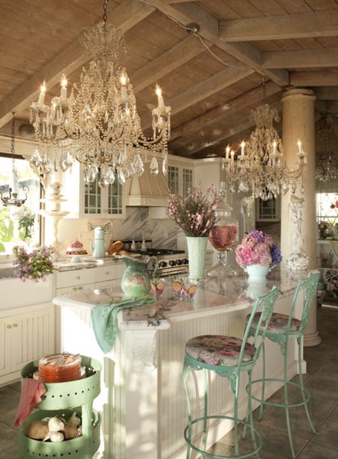 kitchen with twin crystal chandelier & aqua painted wrought iron barstools Romantic Kitchen, Cocina Shabby Chic, Shabby Chic Decorating, Decoration Shabby, Cottage Shabby Chic, Estilo Shabby Chic, Steel Product, Box Ring, Chic Kitchen