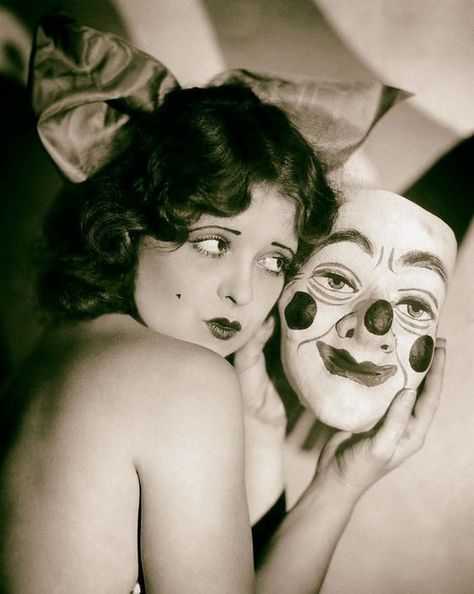 Clara Bow, Clown Mask, Vintage Clown, Vintage Hollywood, Print Poster, Hollywood, Mask, Black And White, Wall