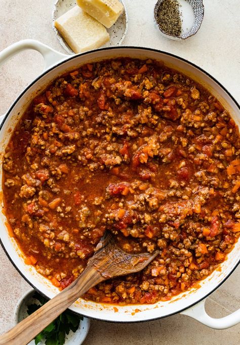 Italian Ragu Meat Sauce - CucinaByElena Authentic Ragu, Italian Ragu Recipe, Italian Ragu, Thyme Shortbread, Best Bolognese Sauce, Lasagna With Ricotta, Homemade Bolognese Sauce, Homemade Lasagna Recipes, Italian Meat Sauce