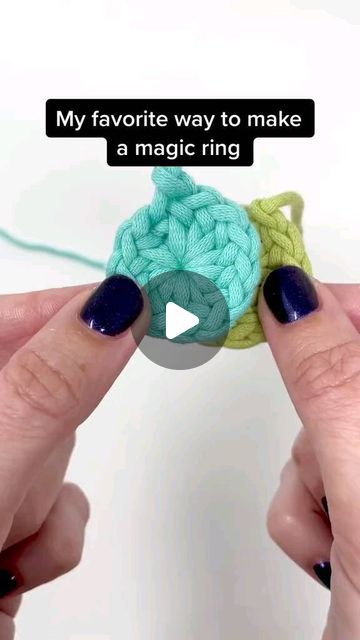 Crochet 2 Yarns Together, How To Crochet Squares, Crochet Ideas Granny Squares, Invisible Join Crochet, How To Crochet A Granny Square, Rings Patterns, What To Crochet, Crochet Ring Patterns, Crochet Hacks