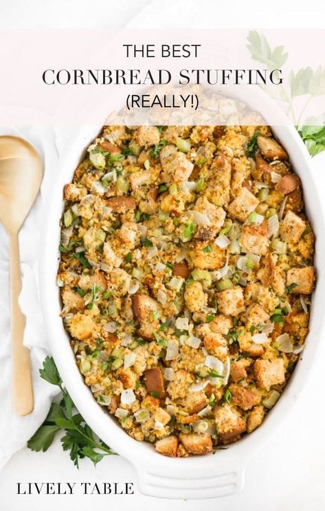 Southern Cornbread Stuffing, Cornbread Thanksgiving, Corn Sides, Stuffing Cornbread, Gf Thanksgiving, Thanksgiving Sidedish, Traditional Stuffing Recipe, Traditional Stuffing, Classic Stuffing