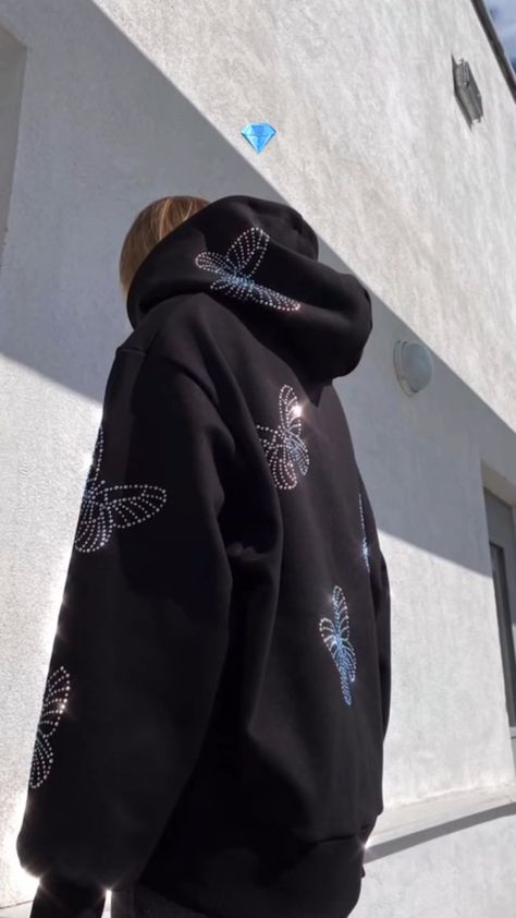 Rhinestone Hoodie, Diy Sweatshirt, Cargo Pants Outfit, Embroidery Designs Fashion, Rhinestone Designs, Pants Outfit, Black Hoodie, Diy Clothes, Adidas Jacket