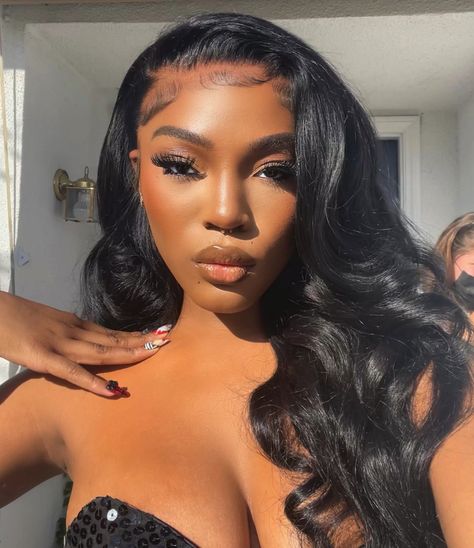 Quenlin Blackwell, Black Girls Hairstyles Weave, Classy Hairstyles, Butterfly Hair Clip, French Hair, Velvet Hair, Prom Girl, Butterfly Hair, Formal Hairstyles