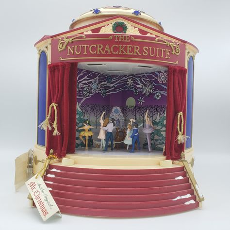 Mr. Christmas Nutcracker Suite Rotating Scenes Gold Label Animated 1999 Tested & Works www.SwankyGoods.com Christmas Theatre, Christmas Music Box, Toy Theatre, Mr Christmas, Mommy Gift, Dancing In The Moonlight, The Nutcracker, Fairy Princesses, Art Contest