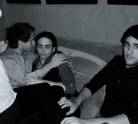 josh farro, taylor york, and zac farro from paramore. riot! era Josh Farro, Paramore Riot, Zac Farro, Taylor York, Paramore, Che Guevara, Music, Fictional Characters