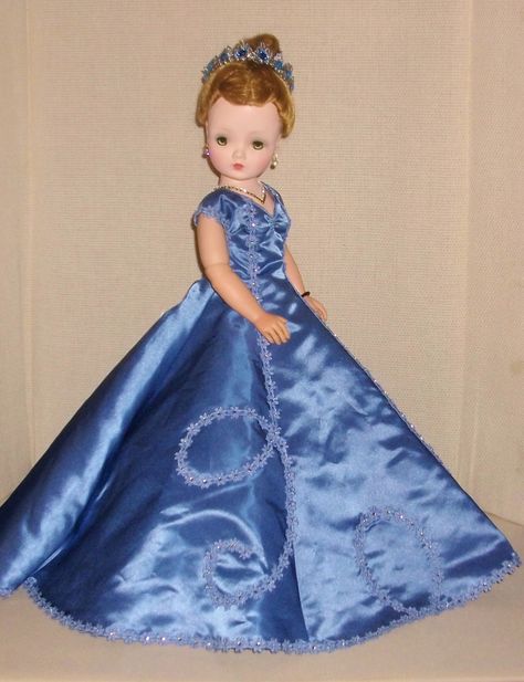 Queen in a blue satin seamtress made gown with coordinating crown. Madame Alexander Dolls, Alexander Dolls, Madame Alexander, Blue Satin, Vintage Dolls, Cinderella, Alexander, Satin, Disney Princess