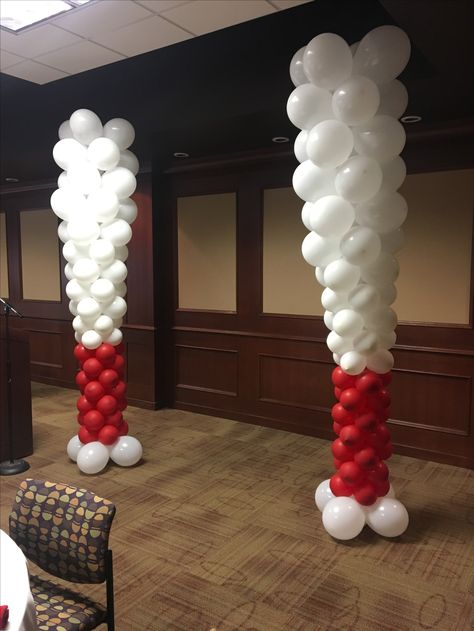 Bats for First Pitch Banquet Baseball Banquet Balloons, A League Of Their Own Party Decorations, Baseball Banquet Decorations, Opening Day Baseball Ideas, Baseball Banquet Centerpieces, Baseball Banquet Ideas, Baseball Graduation Party Ideas, Baseball Centerpiece Ideas, Baseball Party Centerpieces