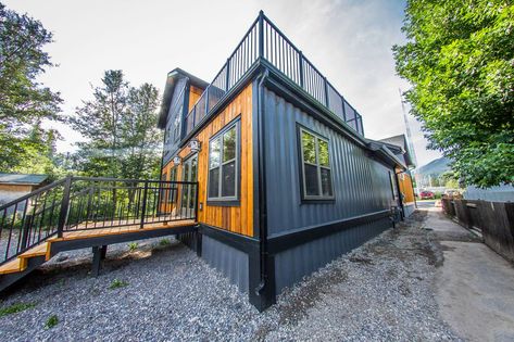 Seacan Homes, Sea Can Homes, Shipping Container Cabin, Shipping Container Home Designs, Container Cabin, Home Design Magazines, Shipping Container House Plans, Container Ideas, Container Houses