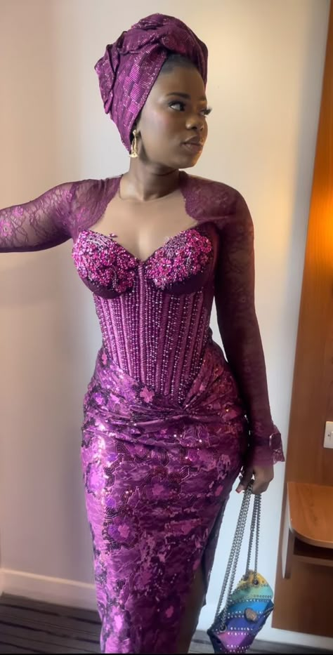 Square Neck Asoebi Dress, Trendy Lace Asoebi Styles 2024, Queen Anne Neckline Asoebi Styles, Wine Lace Aso Ebi Styles, Nigerian Traditional Dresses, Lace Asoebi, Lace Asoebi Styles, Asoebi Lace Styles, Owambe Styles