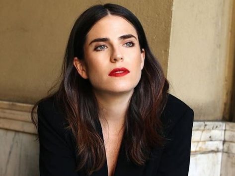 Karla Souza presume foto de su boda y a su hija Karla Souza, Beauty Icons, Hair Dos, Face Claims, Role Models, Hollywood, Actresses, Actors, Tv