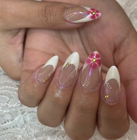 Tropical Nails, Summery Nails, Girly Acrylic Nails, Nail Swag, White Nail, Funky Nails, Pretty Acrylic Nails, Best Acrylic Nails, Rhinestone Nails