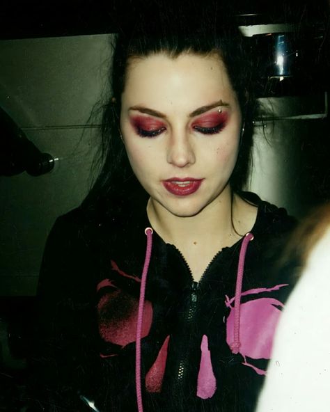 Snow White Queen, Makup Looks, Amy Lee Evanescence, Celebrity Makeup Looks, Celebrity Skin, Alternative Makeup, Unique Makeup, Amy Lee, Evanescence