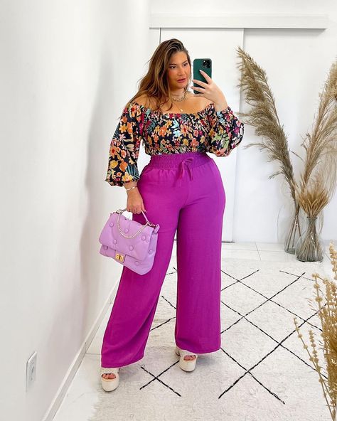 MODA PLUS SIZE - VAREJO on Instagram: “✨ MODA PLUS SIZE ✨ clique no link da bio e compre pelo site ou WhatsApp 📲 (13) 99134-8846 (13) 98176-7775 parcelamos sem juros em 12 x em…” Moda Plus, Jumpsuit, Plus Size, Pants, On Instagram, Quick Saves, Instagram, Trousers