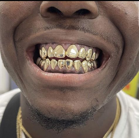 Gold Teeth Grills, Gold Grills, Giger Alien, Gold Grill, Grills Teeth, Gold Teeth, Grilling, Motion, Gems