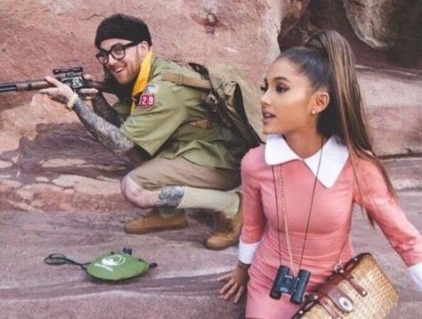 Halloween Ariana Grande x Mac Miller Halloween Ariana Grande, Ariana Grande And Mac Miller, Mac Miller And Ariana Grande, Lover House, Ariana Grande Mac, Ariana Grande Cat, Ariana Grande Facts, Best Couples Costumes, Sam And Cat