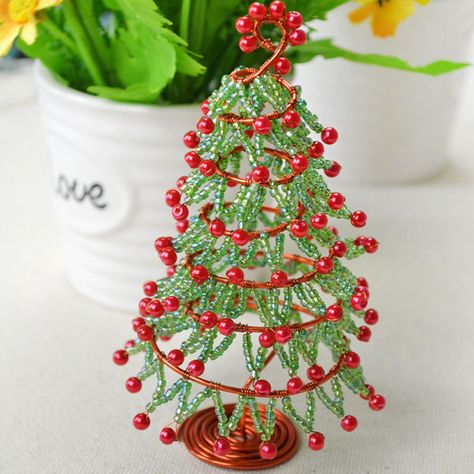 How to Make Wire Wrapped Christmas Tree Ornament for Desk Decoration Make Christmas Tree, Beaded Christmas Tree, Wire Wrapping Diy, How To Make Christmas Tree, Tabletop Christmas Tree, Desk Decoration, Beaded Christmas Ornaments, Christmas Bead, Family Crafts