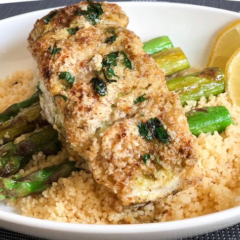 Almond Crusted Spicy Halibut in an Air Fryer or Oven Air Fry Fish Recipe, Almond Crusted Fish, Fried Halibut, Fish Air Fryer, Air Fried Fish, Crusted Fish, Halibut Recipes, Smart Oven, Almond Crusted