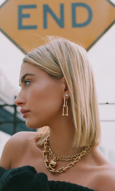 Hailey Baldwin Hair, Hailey Rhode Baldwin, Short Celebrities, Celebrity Short Hair, Color Rubio, Brown Blonde Hair, Hailey Baldwin, Grunge Hair, Hailey Bieber