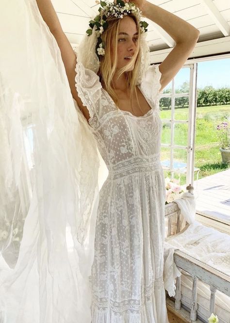 Love Shack Fancy Wedding, Fancy White Dress, Hilton Wedding, Love Shack Fancy, Pregnant Wedding, Pregnant Wedding Dress, Fancy Wedding Dresses, Fancy Wedding, Lace White Dress