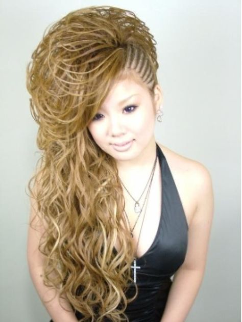 Gyaru High Ponytail, Gyaru Hair, 90s Hair, Hair Styels, Y2k Hairstyles, Bouffant Hair, Extreme Hair, Gyaru Fashion, 90s Hairstyles