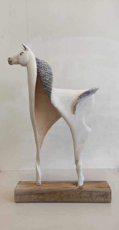 Ceramic Horse Pottery, Horse Sculpture Clay, Paper Mache Art Sculpture, Pottery Horse, Paper Mache Wall Art, Abstract Horses, Clay Horse, Camels Art, Ceramic Horse