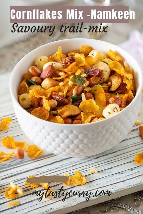 Cornflakes Recipes, Snacks Salty, Mixture Recipe, Chicken Recipe Indian, Snacks Indian, North Indian Food, Indian Soup, Goan Food, Asian Appetizers