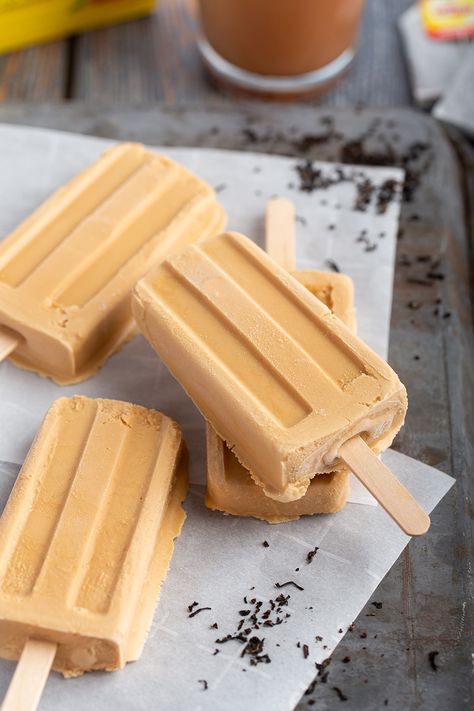 Hong Kong Style Milk Tea Popsicles | The Missing Lokness Milk Tea Popsicle, Milk Popsicles, Tea Popsicles, Coffee Popsicles, Magnolia Bakery Banana Pudding, Milk Tea Recipes, Making Cold Brew Coffee, Black Tea Bags, Hong Kong Style