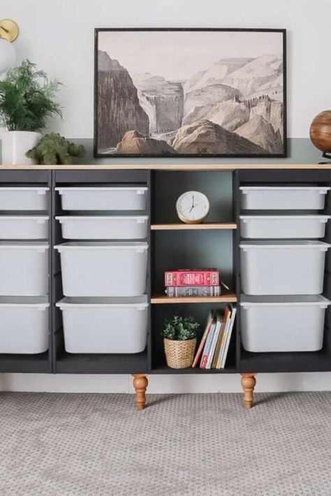 21 BEST IKEA Trofast Hacks To Stay Organized at Home! Diy Montessori Wardrobe, Ikea Toy Storage Hack, Organizing On A Budget, Beautiful Garage, Ikea Toy Storage, My Ocd, Ikea Toys, Clean Concrete, Garage Floor Paint