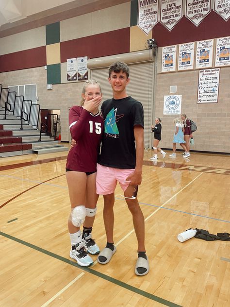 Volleyball Girlfriend Boyfriends, Volleyball Couple Pictures, Boyfriend At Volleyball Game, Volleyball Boyfriend Aesthetic, Cute Couple Pics Volleyball, Volleyball Couple Goals, Volleyball Girlfriend, Basketball Bf And Volleyball Gf, Basketball And Volleyball Couples