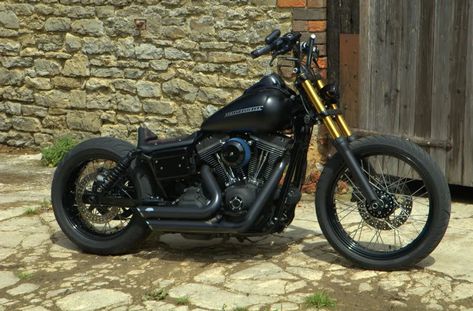 Harley-Davidson Dyna Street Bob 'Pintail Bob' | pintail bob Street Bob Custom, Harley Street Bob, Road King Harley Davidson, Dyna Street Bob, Breakout Harley Davidson, Bob Ideas, Motorcycle Ideas, Мотоциклы Harley Davidson, Harley Fatboy