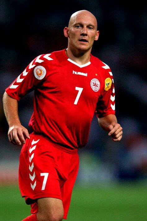 Thomas Gravesen of Denmark in 2004. Thomas Gravesen, Bald People, 2000s Football, With All My Heart, Denmark, Sports Jersey, Soccer, Football, Sports