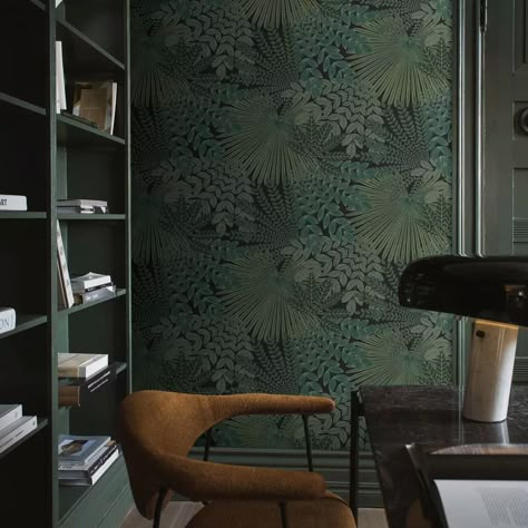 Create a rich and powerful vibe in your home with this striking and warming design. Featuring a collagraph style print with intricate detailing and tropic ambience. Seen here in the Green colourway. Velvet Leaves, Look Wallpaper, Scandinavian Wallpaper, Turquoise Wallpaper, Fern Pattern, Leaves Wallpaper, Soft Design, Wallpaper Direct, Swedish Design