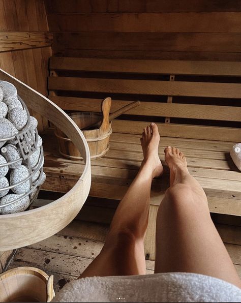 Cedar Sauna, Hot And Cold Therapy, Vision Board Pictures, Boost Your Immune System, Holistic Lifestyle, Bath And Body Care, Wellness Spa, Wellness Routine, Cabin Life