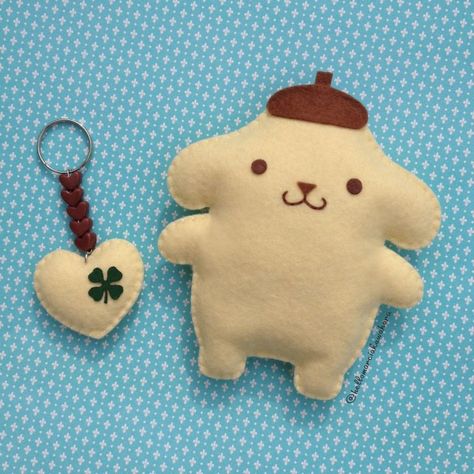 Pompom Purin, Pom Pom Purin, Felt Keychain, Felt Toys Patterns, Recycled Art Projects, Cute Sewing Projects, Handmade Plushies, Felt Crafts Diy, Hello Kit