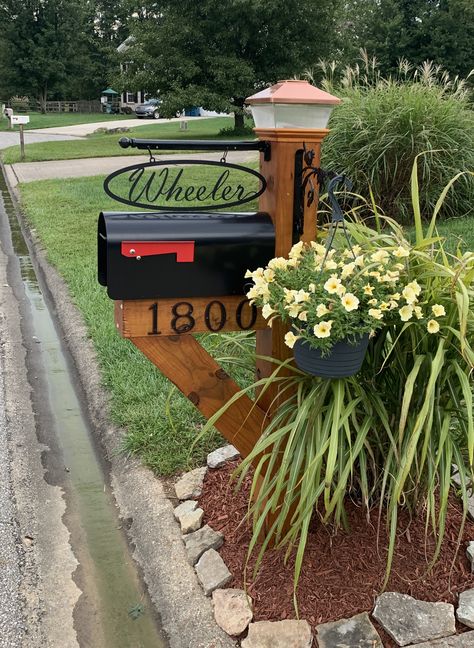 Mailbox Farm Mailbox Ideas Country Living, Double Mailbox Ideas Curb Appeal, Black Mailboxes, Country Mailbox Landscaping, Gray Mailbox Ideas, Mailbox Landscaping On A Hill, Western Mailbox Ideas, Cottage Style Mailboxes, Street Mailbox Ideas