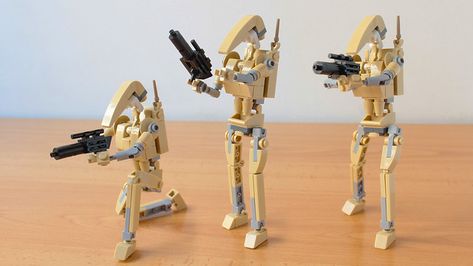 Lego Star Wars Battle Droid | Instructions: www.youtube.com/… | Flickr Lego Battle Droid, Lego Hand, Star Wars Battle Droids, Lego Star Wars Mini, Diy Star Wars, Lego Stormtrooper, Star Wars Minifigures, Lego Board, Diy Star