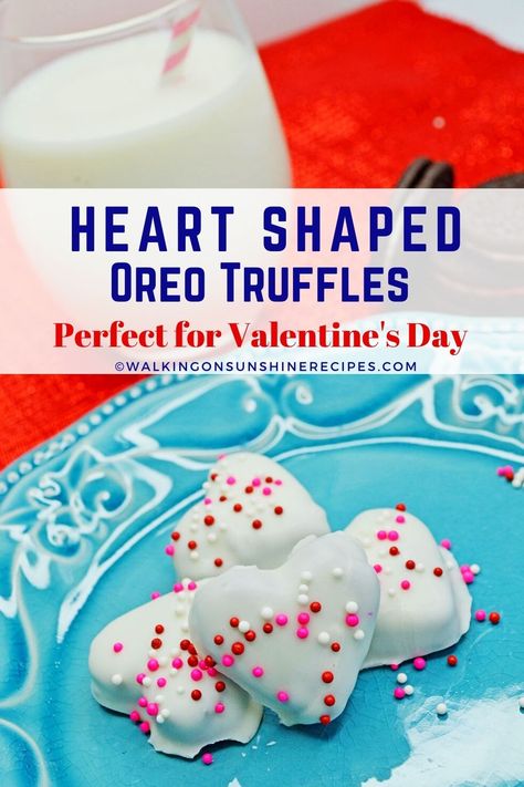 Heart Shaped Oreo Truffles - crushed Oreos, cream cheese and chocolate are all you need to make heart shaped Oreos for Valentine's Day. Cream Cheese Truffles, Oreo Cream Cheese, Cheese Truffles, Easy Impressive Dessert, Cream Cheese Oreo, Cheese And Chocolate, Oreo Cream, Crushed Oreos, Walking On Sunshine